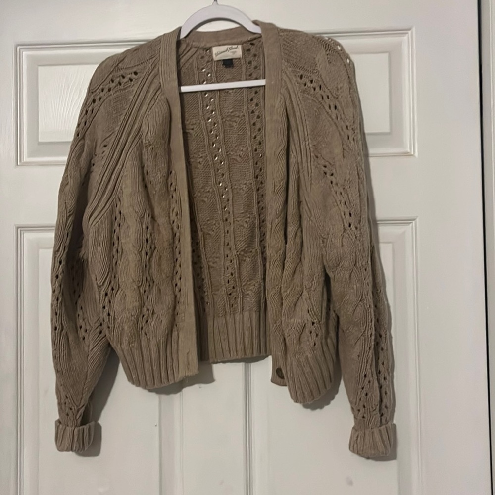 Brown universal thread cardigan